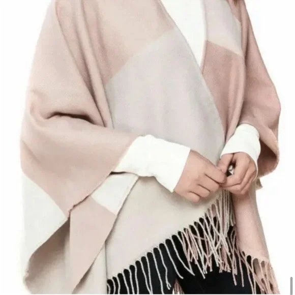 Soia & Kyo Woven Scarf Poncho Wrap Colorblock Fringe Neutrals OS NWT Layering